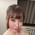 性感人妻 小蔓  26歲，身高163cm，體重52kg